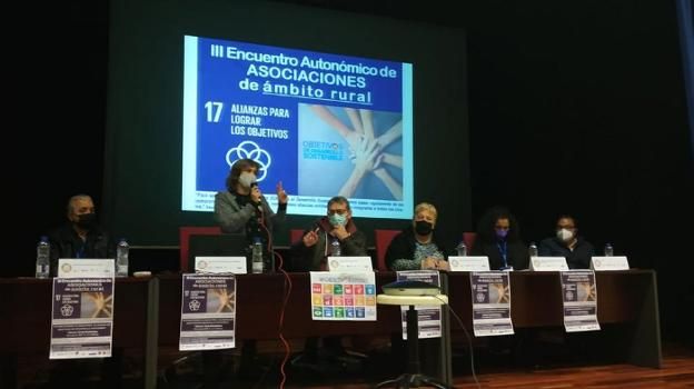 Organizado el III Encuentro autonómico de Asociaciones de ámbito rural, en Luarca