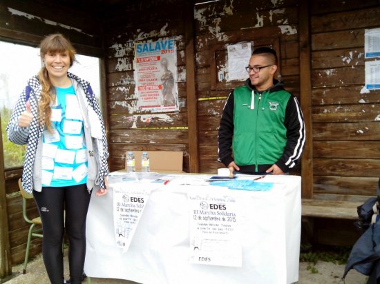 Al mal tiempo, buena cara en la tercera Marcha Solidaria de Edes